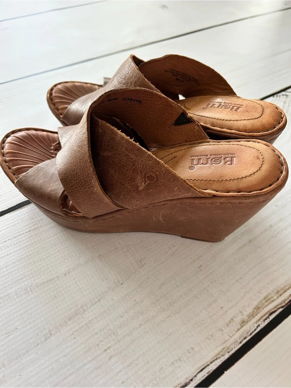 Born Tan Brown Leather Crossover Wedge Sandals